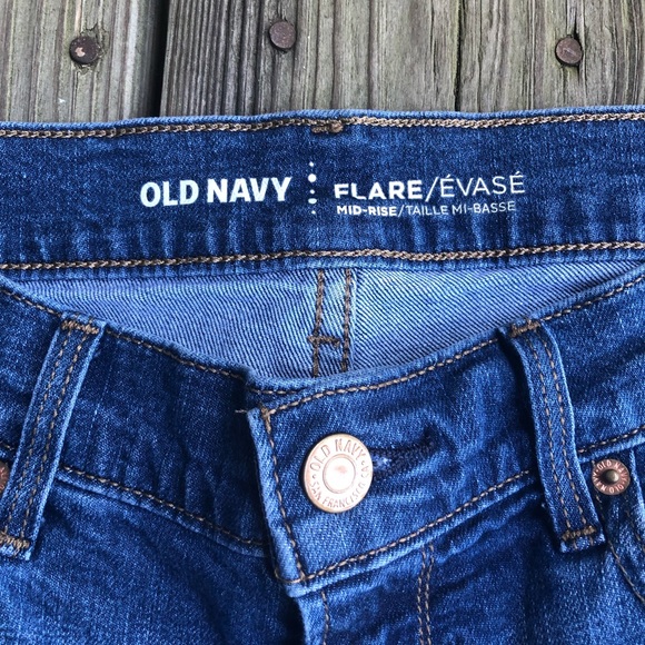 Like new distressed flare jeans - Picture 3 of 4